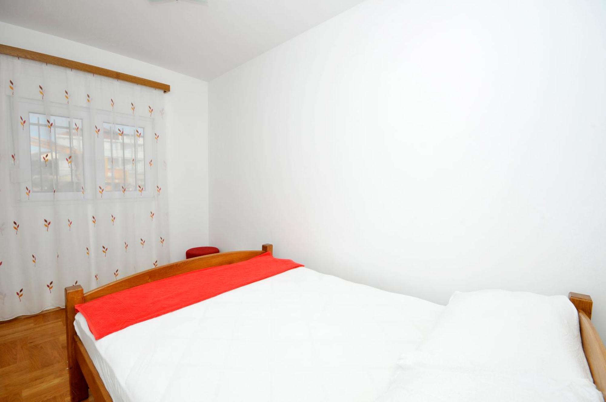Apartmani Svalina - Seaview And 130M From Beach Trogir Zewnętrze zdjęcie