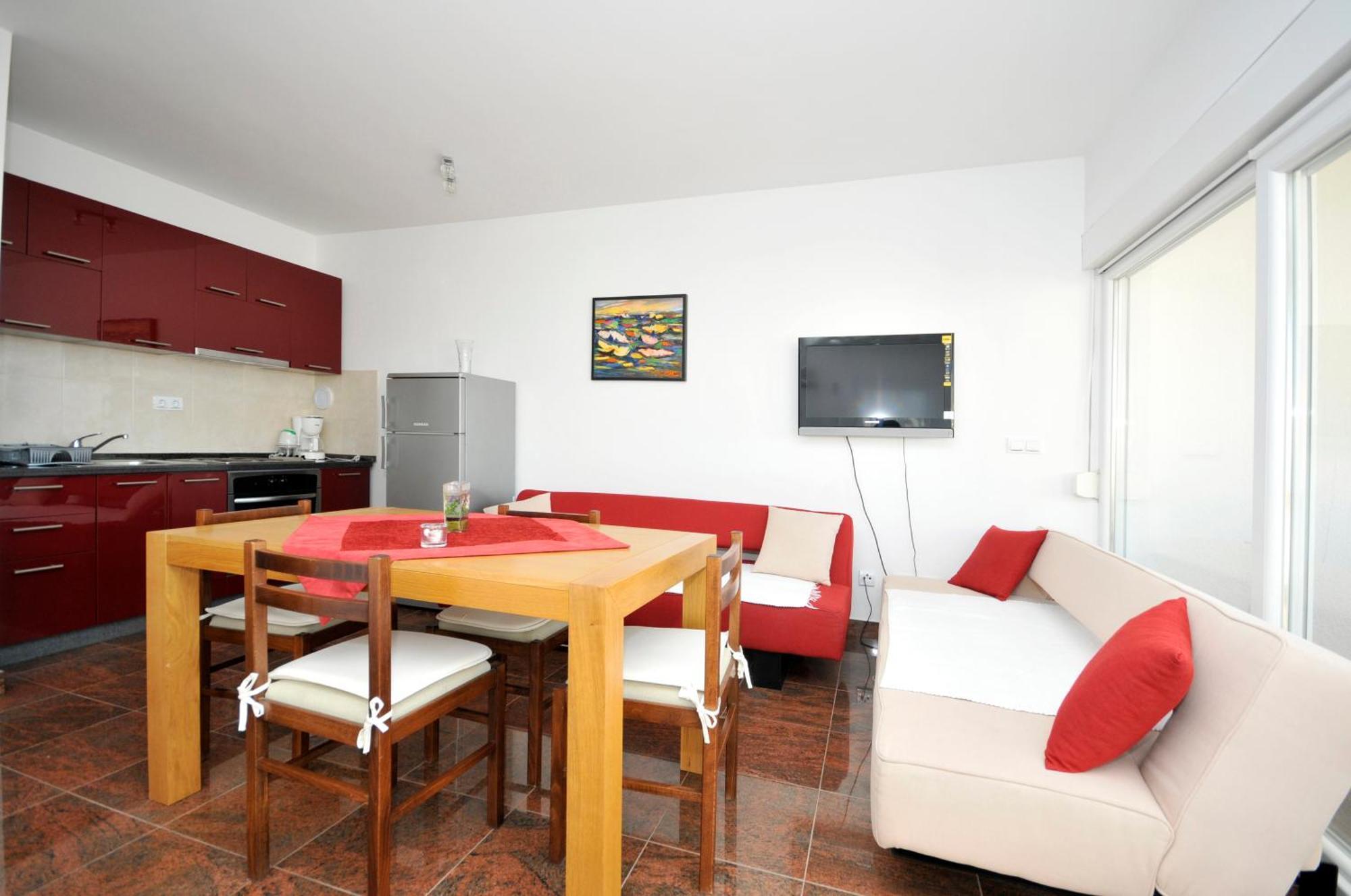 Apartmani Svalina - Seaview And 130M From Beach Trogir Zewnętrze zdjęcie
