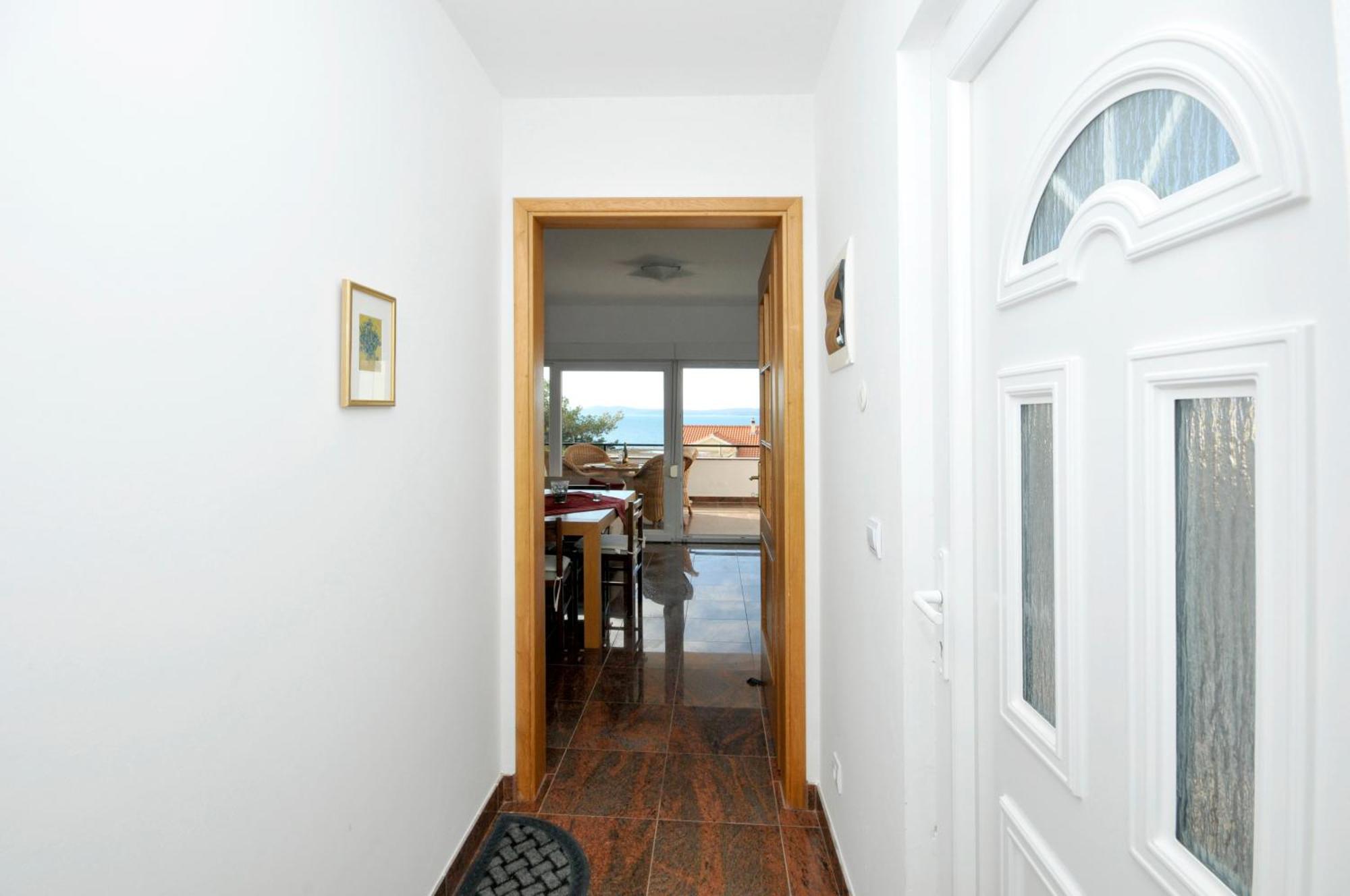 Apartmani Svalina - Seaview And 130M From Beach Trogir Zewnętrze zdjęcie
