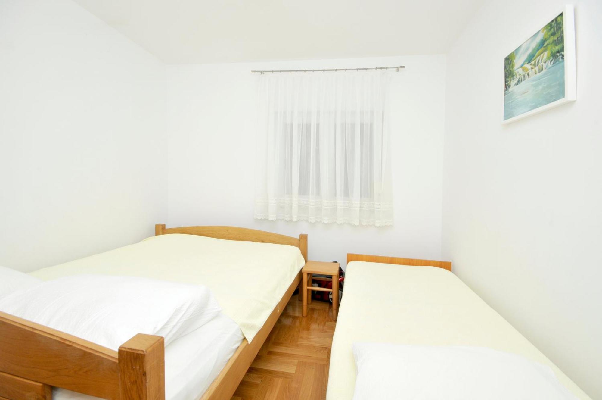 Apartmani Svalina - Seaview And 130M From Beach Trogir Zewnętrze zdjęcie