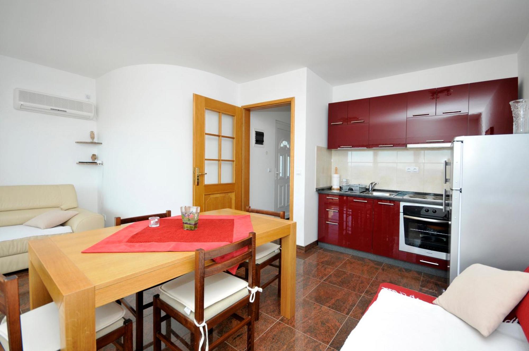 Apartmani Svalina - Seaview And 130M From Beach Trogir Zewnętrze zdjęcie