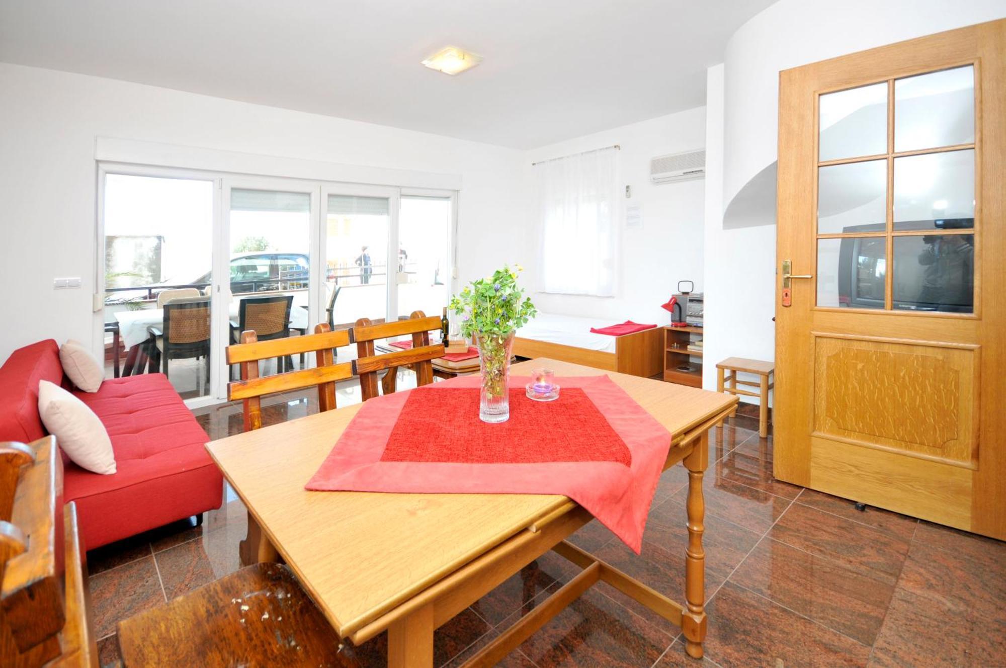 Apartmani Svalina - Seaview And 130M From Beach Trogir Zewnętrze zdjęcie