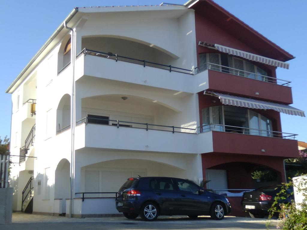 Apartmani Svalina - Seaview And 130M From Beach Trogir Zewnętrze zdjęcie