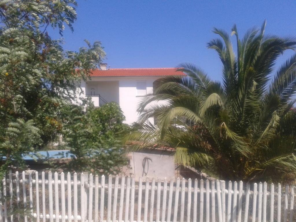 Apartmani Svalina - Seaview And 130M From Beach Trogir Zewnętrze zdjęcie